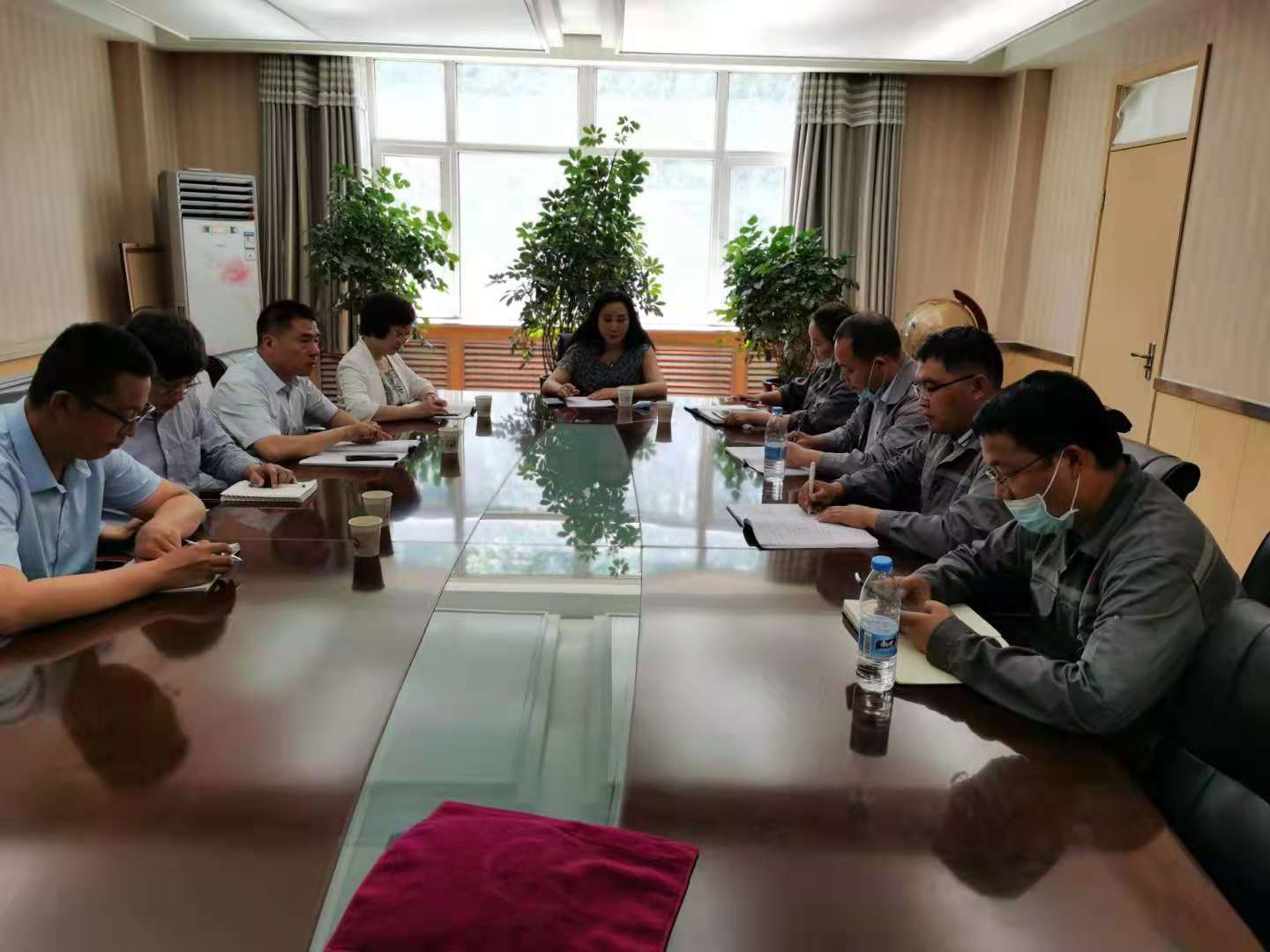 集團(tuán)常務(wù)副總經(jīng)理劉惠、副總經(jīng)理劉昆等前往華泰隆公司檢查調(diào)研